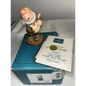 WDCC Disney Classics Collection Snow White & The Seven Dwarves “Ah-Choo!” Sneezy
